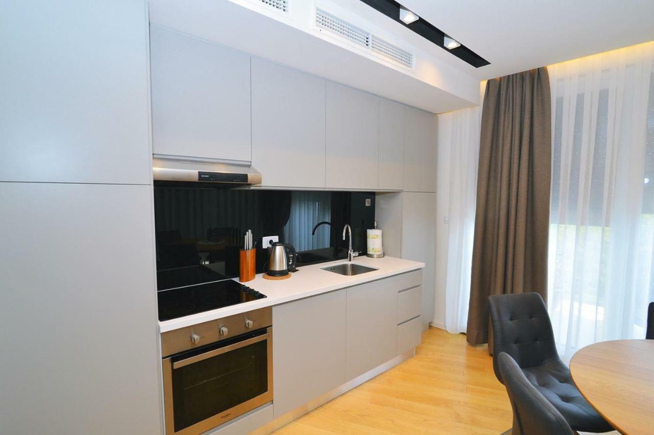 אופטיה Apartments In Villa Ziza, Rooftop Swimming Pool מראה חיצוני תמונה